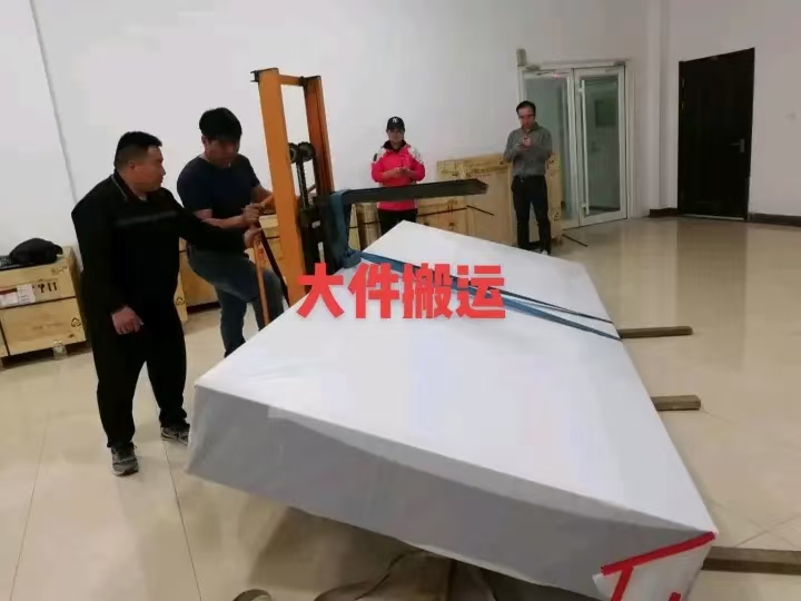 搬家司机坐地起价行业价格混乱