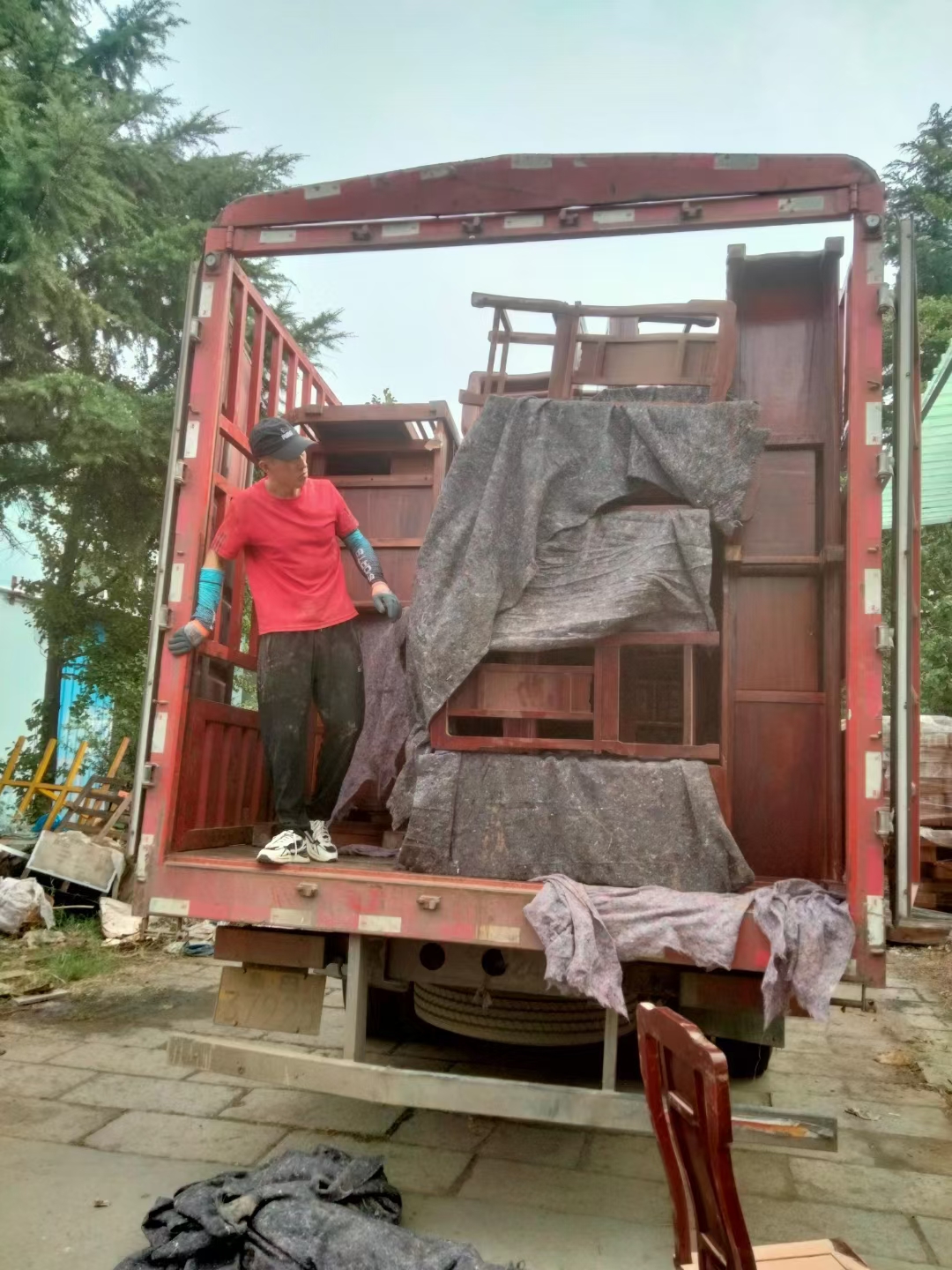 十月份搬家合适如何选择搬家公司