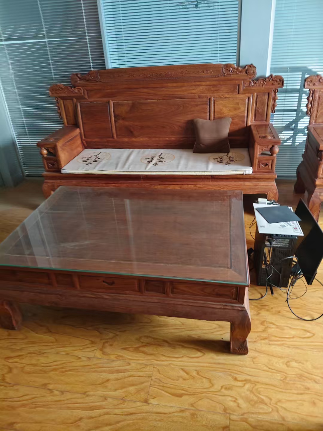 拆装大型家具时常见错误及正确操作指南 拆装大型家具时常见错误及正确操作指南